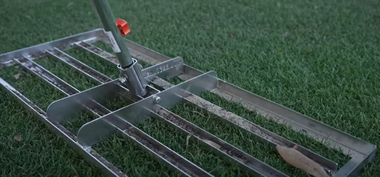 How Does a Lawn Leveling Rake Work 