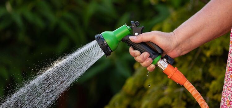How to Stop Garden Hose from Leaking
