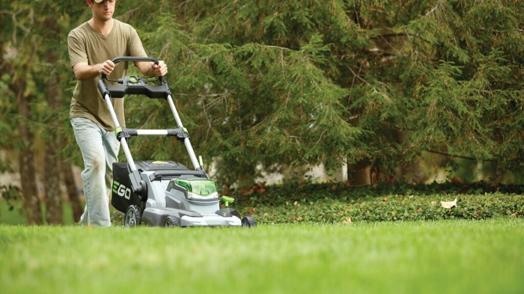 Pros And Cons of Battery-Powered Lawn Mowers